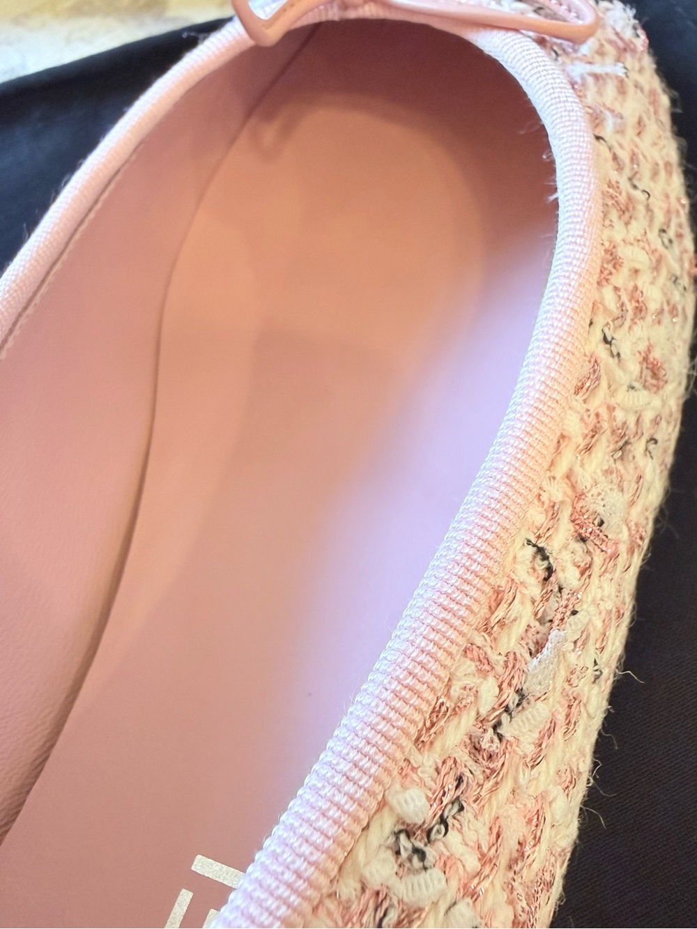 ✨CHANEL - Worn Once - Pink Tweed Ballet Flats with Black CC Cap-Toe (EU 40/US 9) - Picture 6 of 13